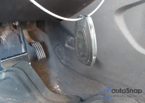 2012 Ford Focus Titanium z USA, uszkodzony, nr VIN 1FAHP3N29CL235368